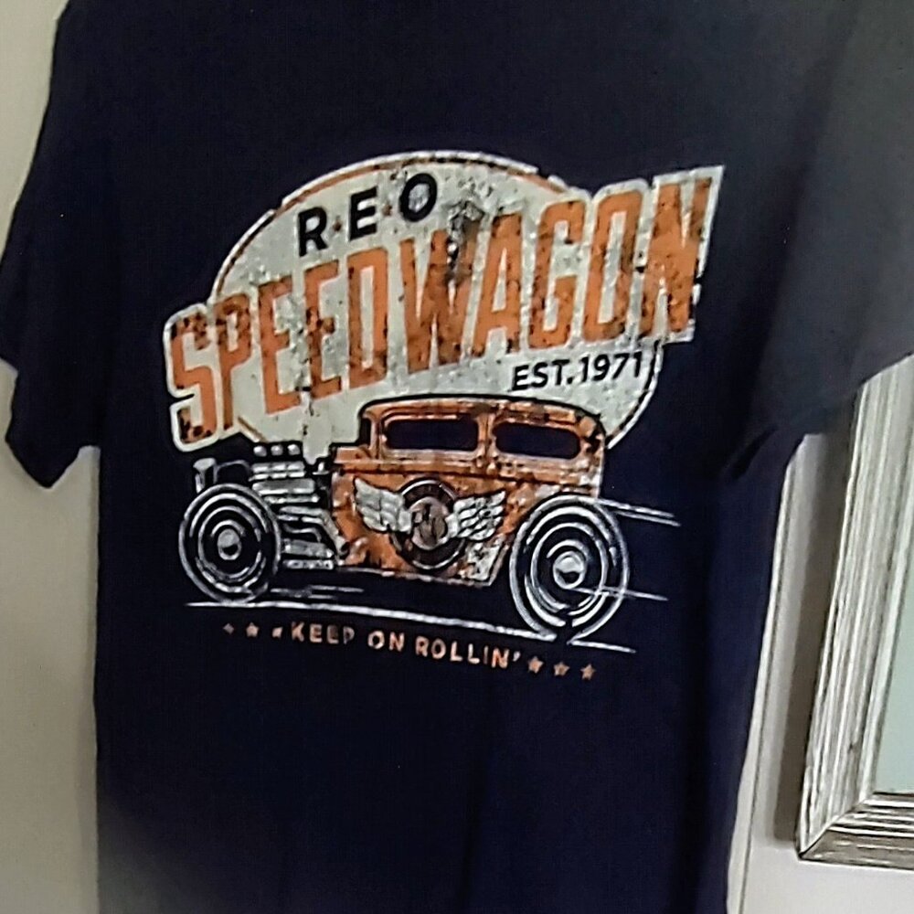 REO Speedwagon 2013 North America Tour Concert Navy Color Shirt - Size Small